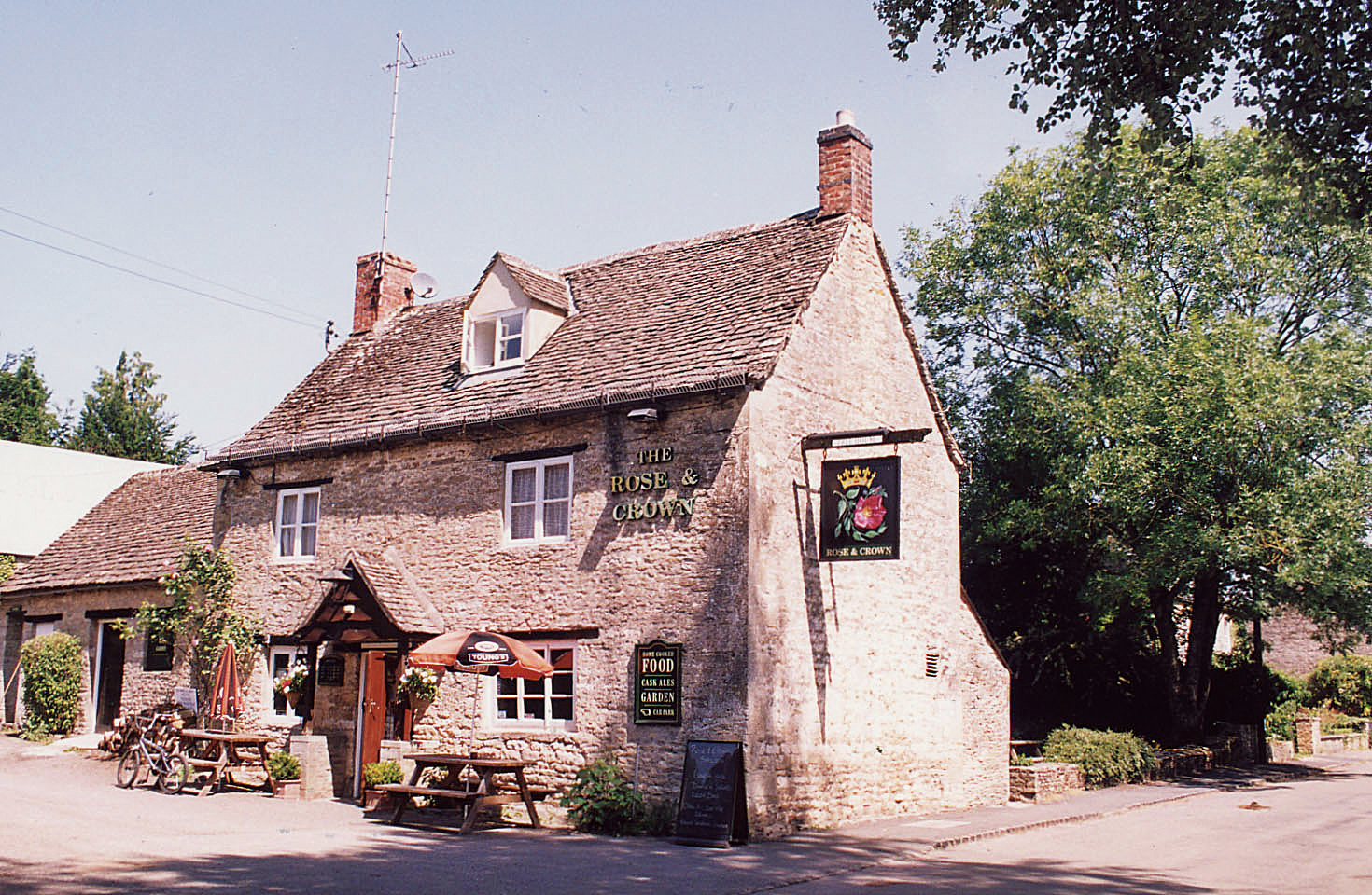 コッツウォルズストーン